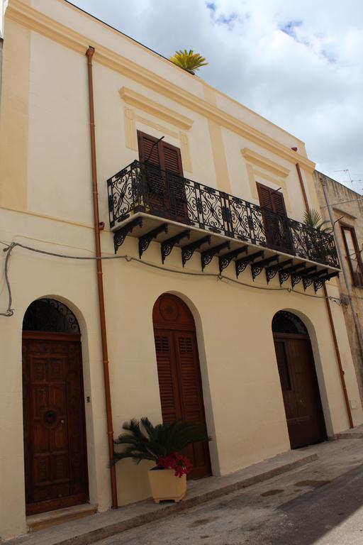 Apartament Palazzo Taormina Castellammare del Golfo Zewnętrze zdjęcie